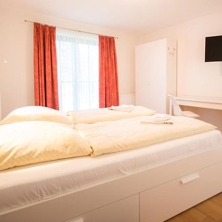 Ostseebrise Reetdach 2 青斯特 外观 照片
